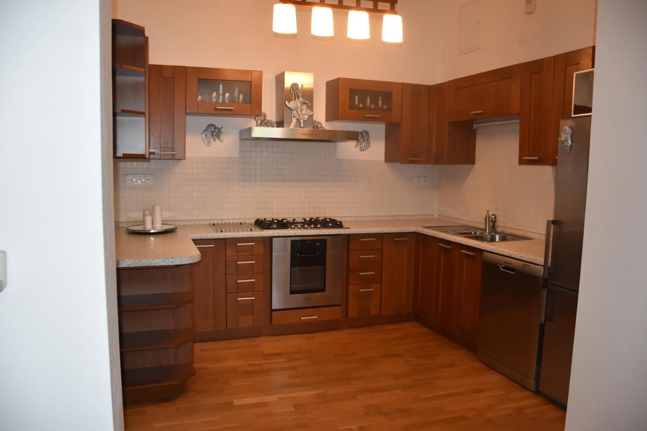 Lovecky Apartman Na Namesti Ve Frenstate Pod Radhostem Frenštát pod Radhoštěm Zewnętrze zdjęcie