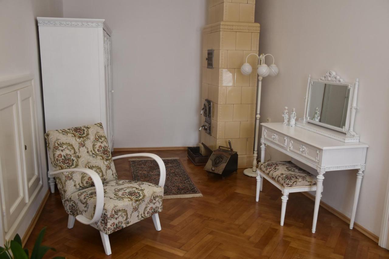 Lovecky Apartman Na Namesti Ve Frenstate Pod Radhostem Frenštát pod Radhoštěm Zewnętrze zdjęcie